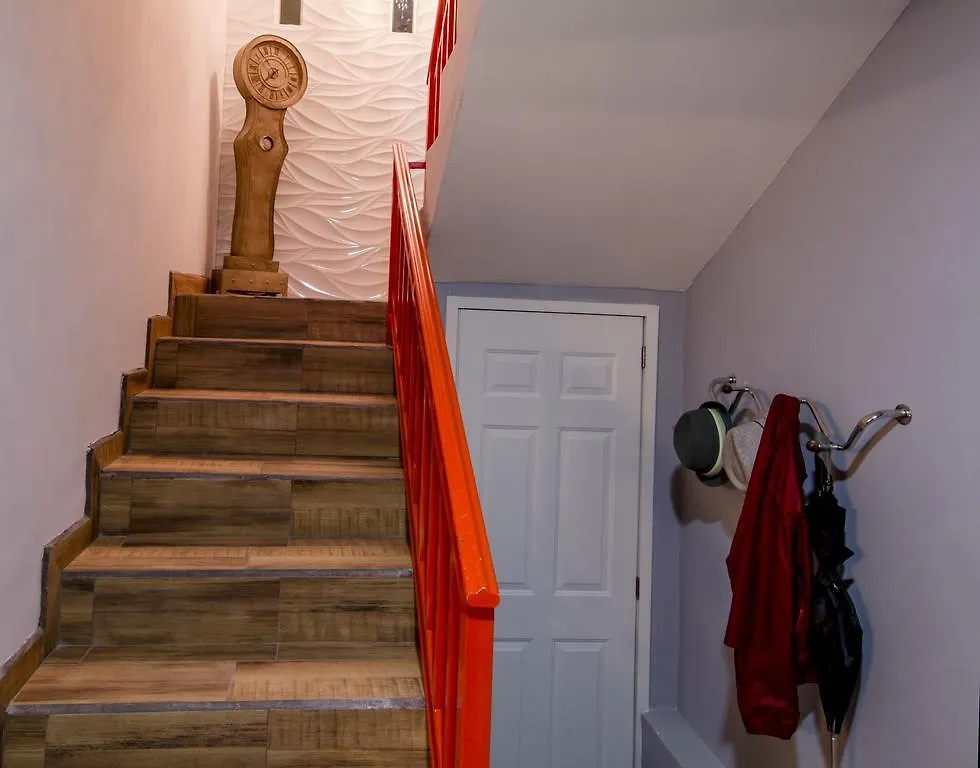 Once21 Apartment Гвадалахара