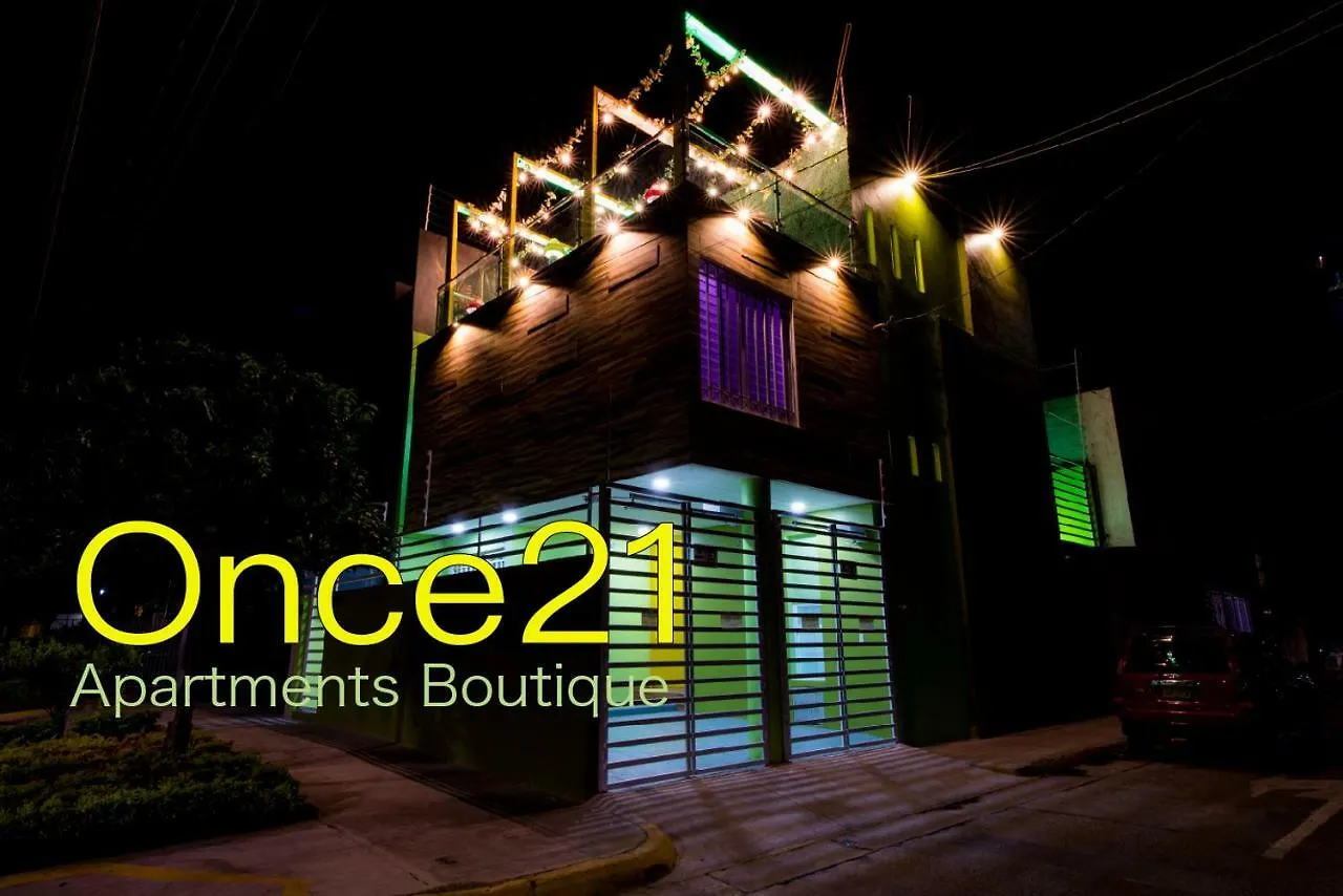 Once21 Apartment Гвадалахара