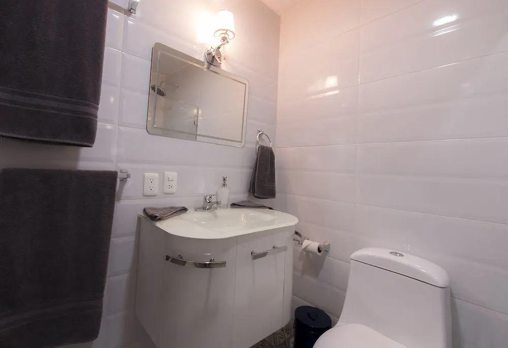 Once21 Apartment Гвадалахара